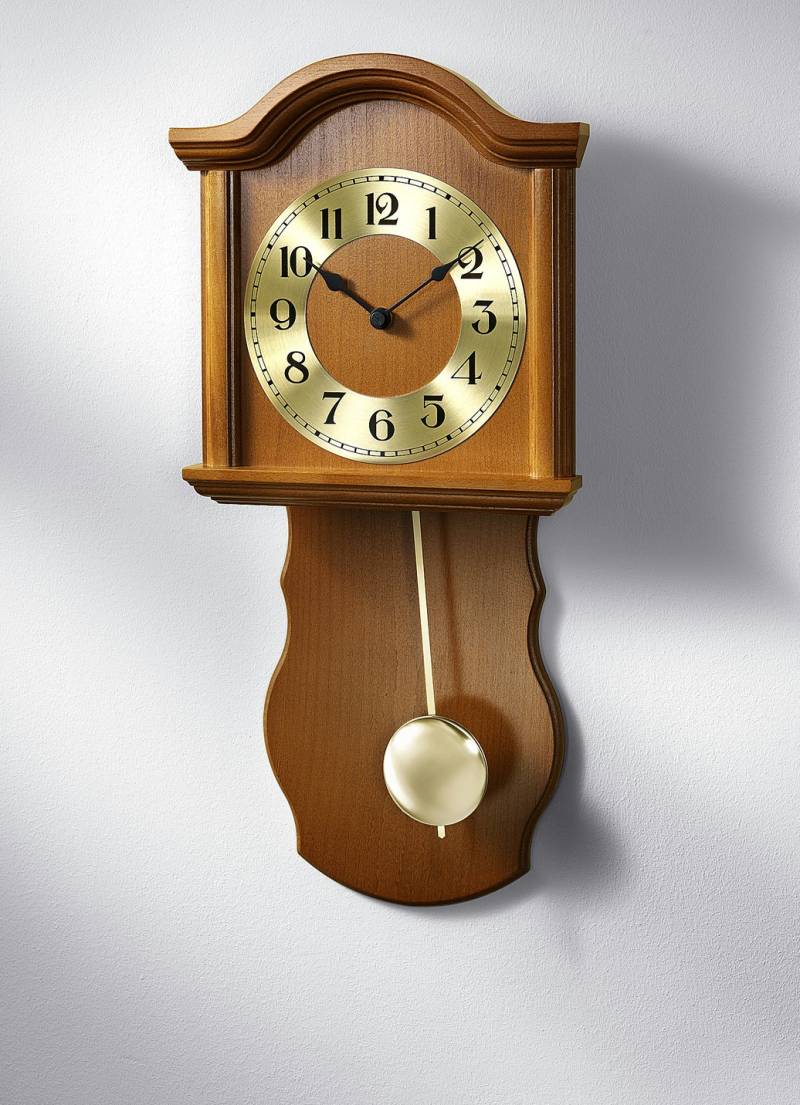 Wanduhr aus Holz mit Funkuhrwerk, Kirschbaum von BADER