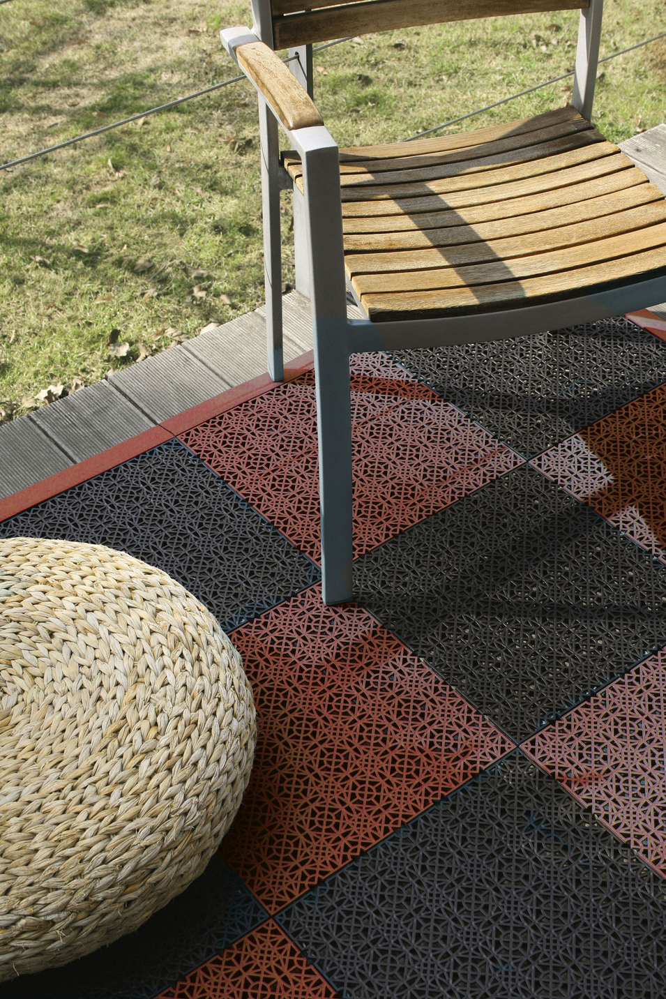 Witterungsbeständige Terrassenfliesen mit Klicksystem, Größe 324 (Sparset für 2 m² = 14 Fliesen), Terra von BADER