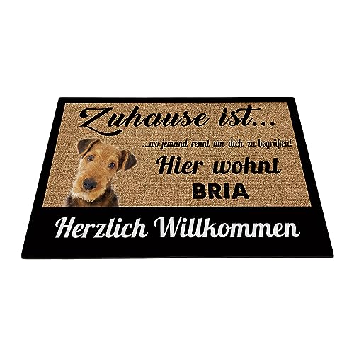 BAGEYOU Herzlich Willkommen Fußmatte Airedale Terrier Individueller Hundename Zuhause Ist Wo Jemand Rennt Um Dich Zu Begrüßen Hier Wohnt Fußabtreter 90 x 60 cm von BAGEYOU