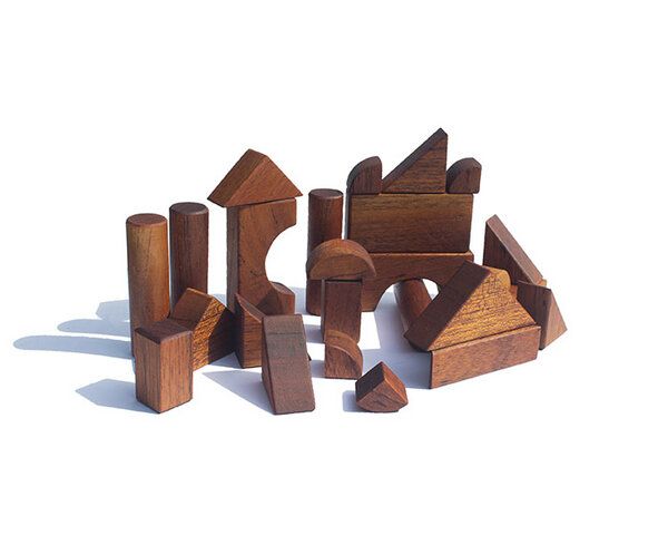BAGHI Holz-Bauklötzchen aus upcycling Akazienholz von BAGHI