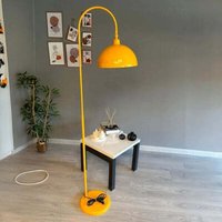 Moderne Stehlampe aus Gelb Metall mit Beweglichem Kopfteil, E27-Sockel, Moderne Stehlampe für Wohnzimmer oder Schlafzimmer von BAMYUM