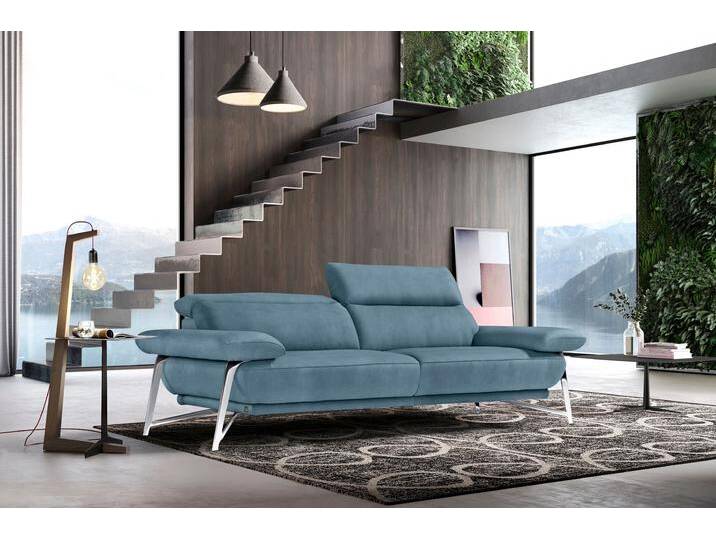 2,5-Sitzer EGOITALIANO Anais, Designsofa mit erstklassigem Sitzkomfort, Fußfarbe chrom , blau (hellblau), Sofas, B/H/T: 232cm x 74cm x 106cm, Luxus-Microfaser Lederoptik, Luxus-Micofaser Lederoptik (100% Polyester) ist ein neues technisches Gewebe mit einem visuellen und taktilen Aspekt, der dem Nubuk sehr nahe kommt, mit innovativen Eigenschaften. Seine außerordentliche Weichheit kommt von einem exklusiven Produktionsprozess, der Unreinheiten und Unregelmäßigkeiten beseitigt. Das Ergebnis ist eine bemerkenswert samtige Faser, die durch das Vorhandensein von Körnern verstärkt wird. Von der einfarbigen Eleganz der warmen Farben und der Vielfalt an trendigen Farben, die es zu seiner eigenen Stärke und Persönlichkeit machen., Kopfteil verstellbar, 232 cm, Luxus-Microfaser Lederoptik, hellblau, B:232cm H:74cm T:106cm von BAUR