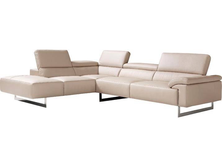 Ecksofa EGOITALIANO Malika, elegant und bequem, Designsofa, L-Form , weiß (paper), B:300cm H:94cm T:107cm, Leder »BULL« (echtes Rindsleder). Geschliffenes, pigmentiertes und behandeltes Rindsleder mit einer Dicke von 1, 3-1, 5 mm. Dieses Leder zeigt eine ziemlich weiche Hand mit einem halb undurchsichtigen Aussehen. Es handelt sich um ein geschütztes Leder. Eine leichte Deckschicht schützt sie vor Flecken, ohne ihre ursprünglichen Eigenschaften zu verändern. Die geschützten Leder kombinieren die Vorteile von Natürlichkeit und Weichheit mit einer guten Beständigkeit gegen Verschleiß und Ausbleichen. Das Vorhandensein der charakteristischen Zeichen, die das Leben des Tieres bestimmen, wie Narben, Körnungsunterschiede, Falten, Adern, Disharmonien in Farbtönen, beweisen ihre absolute Echtheit und großen Wert., Sofas, mit Ottomane, inkl. Kopfteilverstellung und chromfarbenen Metallfüßen von BAUR