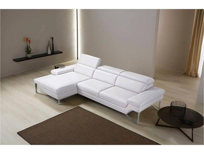 Ecksofa EGOITALIANO Princess, elegantes Designsofa mit erstklassigem Sitzkomfort, L-Form , weiß, B:282cm H:95cm T:168cm, Leder u00bbBULLu00ab (echtes Rindsleder). Geschliffenes, pigmentiertes und behandeltes Rindsleder mit einer Dicke von 1, 3-1, 5 mm. Dieses Leder zeigt eine ziemlich weiche Hand mit einem halb undurchsichtigen Aussehen. Es handelt sich um ein geschütztes Leder. Eine leichte Deckschicht schützt sie vor Flecken, ohne ihre ursprünglichen Eigenschaften zu verändern. Die geschützten Leder kombinieren die Vorteile von Natürlichkeit und Weichheit mit einer guten Beständigkeit gegen Verschleiß und Ausbleichen. Das Vorhandensein der charakteristischen Zeichen, die das Leben des Tieres bestimmen, wie Narben, Körnungsunterschiede, Falten, Adern, Disharmonien in Farbtönen, beweisen ihre absolute Echtheit und großen Wert., Sofas, mit Recamiere, inkl. Kopfteilverstellung, edle Designmetallfüße von BAUR