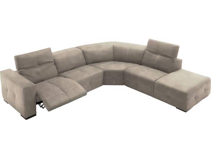 Ecksofa EGOITALIANO Sauvanne, Designsofa der Extraklasse, elegant und bequem , beige (cremeweiß), B:300cm H:100cm T:274cm, Leder »BULL« (echtes Rindsleder). Geschliffenes, pigmentiertes und behandeltes Rindsleder mit einer Dicke von 1, 3-1, 5 mm. Dieses Leder zeigt eine ziemlich weiche Hand mit einem halb undurchsichtigen Aussehen. Es handelt sich um ein geschütztes Leder. Eine leichte Deckschicht schützt sie vor Flecken, ohne ihre ursprünglichen Eigenschaften zu verändern. Die geschützten Leder kombinieren die Vorteile von Natürlichkeit und Weichheit mit einer guten Beständigkeit gegen Verschleiß und Ausbleichen. Das Vorhandensein der charakteristischen Zeichen, die das Leben des Tieres bestimmen, wie Narben, Körnungsunterschiede, Falten, Adern, Disharmonien in Farbtönen, beweisen ihre absolute Echtheit und großen Wert., Sofas, wahlweise mit elektrischer Relaxfunktion, Kopfteilverstellung von BAUR