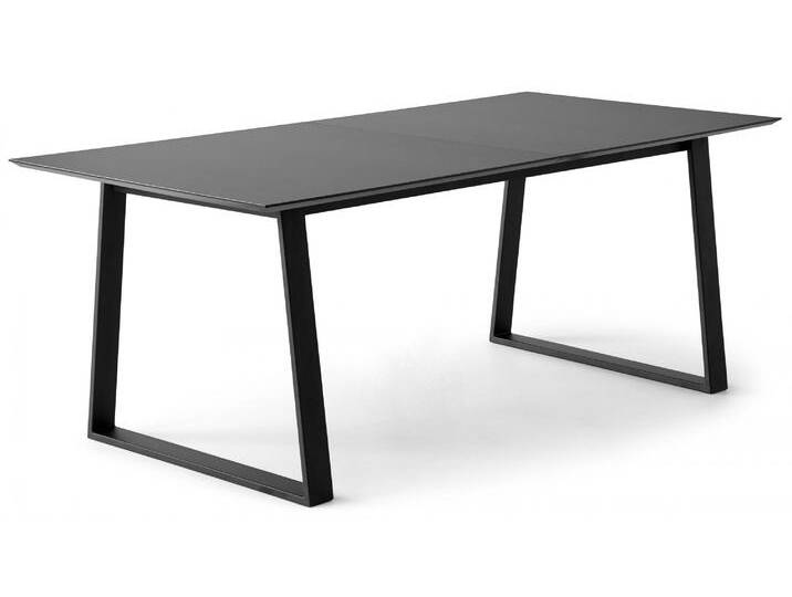 Esstisch HAMMEL FURNITURE Meza Designtisch mit Auszugsfunktion und 2 Einlegeplatten , schwarz (schwarz, schwarz, schwarz), B:210cm H:73,5cm, Tischplatte: Schwarzes nanobehandeltes Fenix-Laminat (schwarzer Rand), Gestell: Pulverbeschichtetes schwarzes Metall, RAL9005 matt. Mit nanobehandeltem Laminat, einer matten, seidigen Oberfläche, die Fingerabdrücke abweist und langlebig und hygienisch ist., Tische, rechteckige Tischplatte MDF, Trapez Metallgestell von BAUR