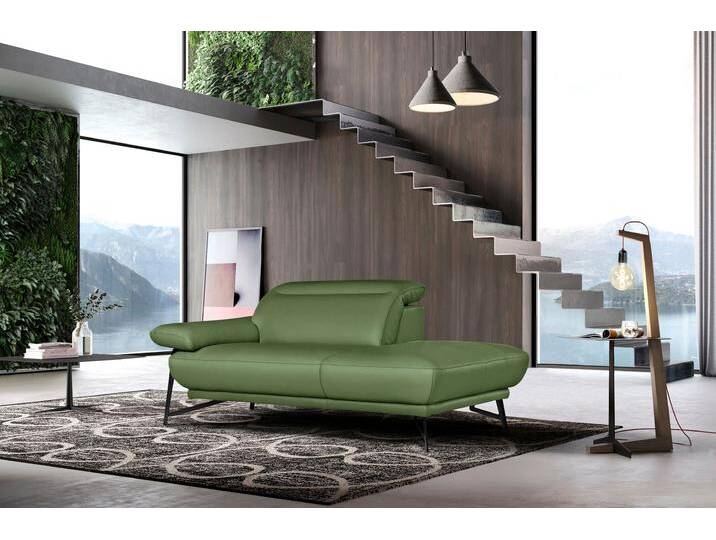 Ottomane EGOITALIANO Anais, erstklassiges Designsofa, Breite 179 cm, Fußfarbe schattengrau , grün, Sofas, B/H/T: 179cm x 74cm x 106cm, Leder CAREZZA, Armlehne links, LEDER -Artikel BULL u2013 Kat. B: Der Artikel BULL ist ein geschliffenes, pigmentiertes und behandeltes Rindsleder mit einer Dicke von 1, 3-1, 5 mm. Dieses Leder zeigt eine ziemlich weiche Hand mit einem halb undurchsichtigen Aussehen. Es handelt sich um ein geschütztes Leder. Eine leichte Deckschicht schützt sie vor Flecken, ohne ihre ursprünglichen Eigenschaften zu verändern. Die geschützten Leder kombinieren die Vorteile von Natürlichkeit und Weichheit mit einer guten Beständigkeit gegen Verschleiß und Ausbleichen. Das Vorhandensein der charakteristischen Zeichen, die das Leben des Tieres bestimmen, wie Narben, Körnungsunterschiede, Falten, Adern, Disharmonien in Farbtönen, beweisen ihre absolute Echtheit und großen Wert. -Artikel CAREZZA - Kat. C: Der Artikel CAREZZA ist ein halbnarbiges Naturleder mit einer Dicke von 1, 2-1, 4 mm. Es hat eine weiche und wachsartige Hand mit halb undurchsichtigem Aussehen. CAREZZA ist ein Naturleder, das die ursprünglichen Eigenschaften der Mäntel nicht verändert. Das Vorhandensein von verheilten Narben, Körnungsunterschiede, Falten, Adern, Unterschiede in den Farbtönen und andere Spuren, die die Natur auf diesen Fellen hinterlassen hat, sind ein Beweis für die absolute Echtheit und das Zeugnis ihres großen Wertes. -Artikel NUVOLE - Kat. C: Bei dem Artikel NUVOLE handelt es sich um ein halbnatürliches, halbnarbiges Rindsleder mit einer natürlichen Körnung von 1, 2 bis 1, 4 mm. NUVOLE hat eine weiche, wachsartige Hand mit mattem Aussehen und einem Wolkeneffekt. Es geht um ein Naturleder, das die ursprünglichen Eigenschaften der Lederhäute nicht verändert. Das Vorhandensein von verheilten Narben, Körnungsunterschiede, Falten, Adern, Unterschiede in den Farbtönen und andere Spuren, die die Natur auf diesen Fellen hinterlassen hat, sind ein Beweis für die absolute Echtheit und das Zeugnis ihres großen Wertes. -Artikel BACIO - Kat. C: Der Artikel BACIO ist ein halbnarbiges Naturleder mit einer Dicke von 1, 6-1, 8 mm. BACIO hat eine weiche und wachsartige Hand mit halb undurchsichtigem Aussehen. Es handelt sich um ein Naturleder, das die ursprünglichen Eigenschaften der Lederhäute nicht verändert. Das Vorhandensein von verheilten Narben, Körnungsunterschiede, Falten, Adern, Unterschiede in den Farbtönen und andere Spuren, die die Natur auf diesen Fellen hinterlassen hat, sind ein Beweis für die absolute Echtheit und das Zeugnis ihres großen Wertes. MIKROFASER -CASHMERE CASHMERE ist ein neues technisches Gewebe mit einem visuellen und taktilen Aspekt, der dem Nubuk sehr nahe kommt, mit innovativen Eigenschaften. Seine außerordentliche Weichheit kommt von einem exklusiven Produktionsprozess, der Unreinheiten und Unregelmäßigkeiten beseitigt. Das Ergebnis ist eine bemerkenswert samtige Faser, die durch das Vorhandensein von Körnern verstärkt wird. Von der einfarbigen Eleganz der warmen Farben und der Vielfalt an trendigen Farben, die es zu seiner eigenen Stärke und Persönlichkeit machen. 100% Polyester., Kopfteil verstellbar, Luxus-Microfaser, cedar wood, B:179cm H:74cm T:106cm Ottomane EGOITALIANO Anais, erstklassiges Designsofa, Breite 179 cm, Fußfarbe schattengrau , grün, Sofas, B/H/T: 179cm x 74cm x 106cm, Leder CAREZZA, Armlehne links, LEDER -Artikel BULL u2013 Kat. B: Der Artikel BULL ist ein geschliffenes, pigmentiertes und behandeltes Rindsleder mit einer Dicke von 1, 3-1, 5 mm. Dieses Leder zeigt eine ziemlich weiche Hand mit einem halb undurchsichtigen Aussehen. Es handelt sich um ein geschütztes Leder. Eine leichte Deckschicht schützt sie vor Flecken, ohne ihre ursprünglichen Eigenschaften zu verändern. Die geschützten Leder kombinieren die Vorteile von Natürlichkeit und Weichheit mit einer guten Beständigkeit gegen Verschleiß und Ausbleichen. Das Vorhandensein der charakteristischen Zeichen, die das Leben des Tieres bestimmen, wie Narben, Körnungsunterschiede, Falten, Adern, Disharmonien in Farbtönen, beweisen ihre absolute Echtheit und großen Wert. -Artikel CAREZZA - Kat. C: Der Artikel CAREZZA ist ein halbnarbiges Naturleder mit einer Dicke von 1, 2-1, 4 mm. Es hat eine weiche und wachsartige Hand mit halb undurchsichtigem Aussehen. CAREZZA ist ein Naturleder, das die ursprünglichen Eigenschaften der Mäntel nicht verändert. Das Vorhandensein von verheilten Narben, Körnungsunterschiede, Falten, Adern, Unterschiede in den Farbtönen und andere Spuren, die die Natur auf diesen Fellen hinterlassen hat, sind ein Beweis für die absolute Echtheit und das Zeugnis ihres großen Wertes. -Artikel NUVOLE - Kat. C: Bei dem Artikel NUVOLE handelt es sich um ein halbnatürliches, halbnarbiges Rindsleder mit einer natürlichen Körnung von 1, 2 bis 1, 4 mm. NUVOLE hat eine weiche, wachsartige Hand mit mattem Aussehen und einem Wolkeneffekt. Es geht um ein Naturleder, das die ursprünglichen Eigenschaften der Lederhäute nicht verändert. Das Vorhandensein von verheilten Narben, Körnungsunterschiede, Falten, Adern, Unterschiede in den Farbtönen und andere Spuren, die die Natur auf diesen Fellen hinterlassen hat, sind ein Beweis für die absolute Echtheit und das Zeugnis ihres großen Wertes. -Artikel BACIO - Kat. C: Der Artikel BACIO ist ein halbnarbiges Naturleder mit einer Dicke von 1, 6-1, 8 mm. BACIO hat eine weiche und wachsartige Hand mit halb undurchsichtigem Aussehen. Es handelt sich um ein Naturleder, das die ursprünglichen Eigenschaften der Lederhäute nicht verändert. Das Vorhandensein von verheilten Narben, Körnungsunterschiede, Falten, Adern, Unterschiede in den Farbtönen und andere Spuren, die die Natur auf diesen Fellen hinterlassen hat, sind ein Beweis für die absolute Echtheit und das Zeugnis ihres großen Wertes. MIKROFASER -CASHMERE CASHMERE ist ein neues technisches Gewebe mit einem visuellen und taktilen Aspekt, der dem Nubuk sehr nahe kommt, mit innovativen Eigenschaften. Seine außerordentliche Weichheit kommt von einem exklusiven Produktionsprozess, der Unreinheiten und Unregelmäßigkeiten beseitigt. Das Ergebnis ist eine bemerkenswert samtige Faser, die durch das Vorhandensein von Körnern verstärkt wird. Von der einfarbigen Eleganz der warmen Farben und der Vielfalt an trendigen Farben, die es zu seiner eigenen Stärke und Persönlichkeit machen. 100% Polyester., Kopfteil verstellbar, Luxus-Microfaser, cedar wood, B:179cm H:74cm T:106cm von BAUR