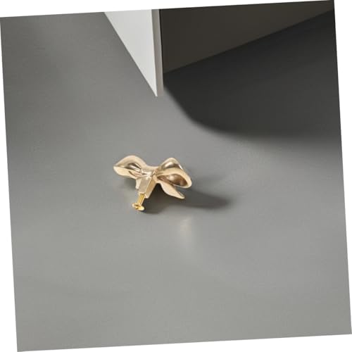 BAZEITFLOW Messing Bowknot Türgriff Schrankknopf Kommode Schubladengriff Vintage Stil Bowförmiger Möbelknauf für Schränke und Robust und Vielseitig BAZEITFLOW Messing Bowknot Türgriff Schrankknopf Kommode Schubladengriff Vintage Stil Bowförmiger Möbelknauf für Schränke und Robust und Vielseitig von BAZEITFLOW