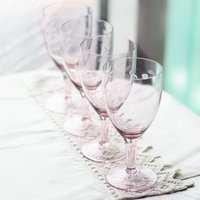 Amethyst Glaswaren-Set Mit 4 Weinkelchen, Einzigartige Dünne Becher, Barkeeper-Geschenke Aus Der Ukraine Amethyst Glaswaren-Set Mit 4 Weinkelchen, Einzigartige Dünne Becher, Barkeeper-Geschenke Aus Der Ukraine von BAZOOR