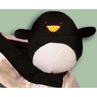 Handgemachtes Pinguin Schmusetuch Baby Lovey Mit Satin - Personalisierbar von BBsForBabies