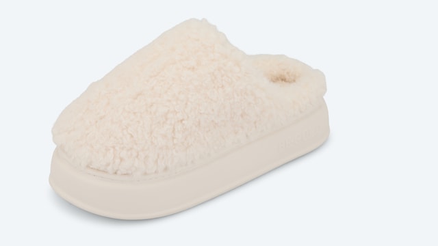 Marshmallow Slipper mit Fell von BE GOLD