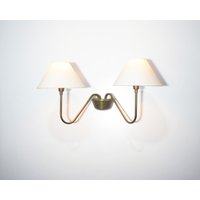 Braune Messing Doppel-Wandleuchte Stahl, Aluminium Akzentleuchte Braune Messing Doppel-Wandleuchte Stahl, Aluminium Akzentleuchte von BEAUTYARTLIGHTS