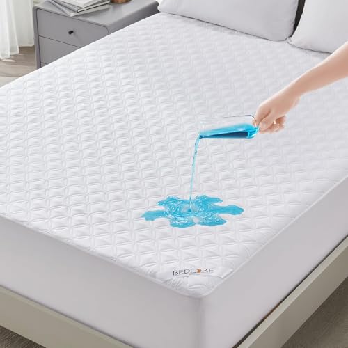 BEDLORE Matratzenschoner 140 x 200 cm, wasserdichte Matratzenauflage, geräuschloser Matratzenbezug mit tiefer Tasche – weich, atmungsaktiv und komfortabel (Weiß) von BEDLORE