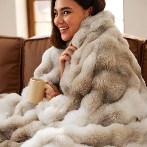 BEDSURE Bubble Decke - Kuscheldecke Flauschig, Dicke und Warme Sofadecke Für Den Winter, Kunstfelldecke, Plüsch Blanket Für Couch und Bett, Wolldecke Überwurf für Zimmer Deko, Beige, 130 X 170 cm von BEDSURE