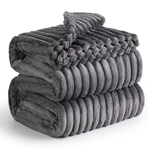 BEDSURE Kuscheldecke Flauschig - Wolldecke & Fleecedecke, Sofadecke, Weiche Warme Grobe Korddecke für Zimmer Deko, Wohn- & Kuscheldecken, Tagesdecke, Große Decke, Dunkelgrau, 230 x 270 cm von BEDSURE