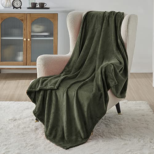 BEDSURE Kuscheldecke Flauschig Decke Fleecedecke - Wohndecke Warm Winter Weich, Sofadecke XL, Decke Couch Blanket, Wohn- & Kuscheldecken 150x200cm, Sofa überwurfdecke Olivgrün von BEDSURE