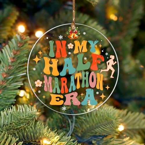 In My Half Marathon Era Weihnachtsschmuck, Halbmarathon-Ornamente für Weihnachtsbaum, laufende Acryl-Ornamente, Sport-Themen-Dekorationen, Andenken, Geschenke für Läufer, Laufliebhaber, Sportler von BEETHIS