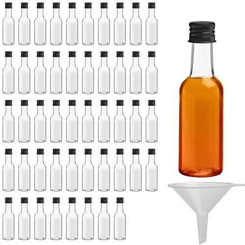 BELLE VOUS Mini Fläschchen Kunststoff Likörflaschen 48 Stk - 50ml Plastik Wiederverwendbar, leere kleine Schnapsflaschen mit Schwarzem Deckel u. Trichter für Hochzeiten,Party, Kunst, Events von BELLE VOUS