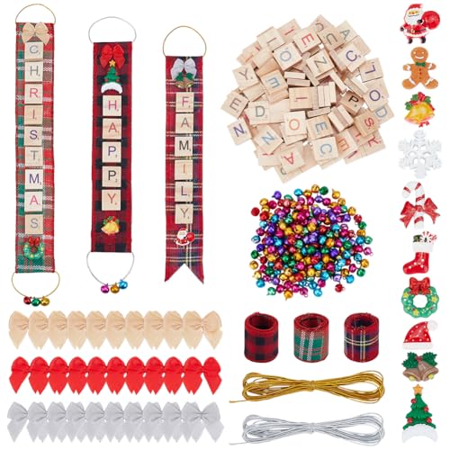 BENECREAT 340-teiliges Weihnachtsschmuck-Bastelset, verschiedene Mini-Formen (Schneeflocken/Bäume/Glocken), Harz-Charm-Set und bunte Bänder, DIY-Kranz-Dekorzubehör für Familien-Bastelaktivitäten von BENECREAT