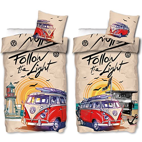 BERONAGE VW Volkswagen Bulli Bettwäsche Follow The Light 135 cm x 200 cm + 80 cm x 80 cm 100% Baumwolle Renforcé-Linon-Qualität VW-Bus T1 Camper Van 2 Motive Retro Wendebettwäsche Reißverschluss 187 von BERONAGE