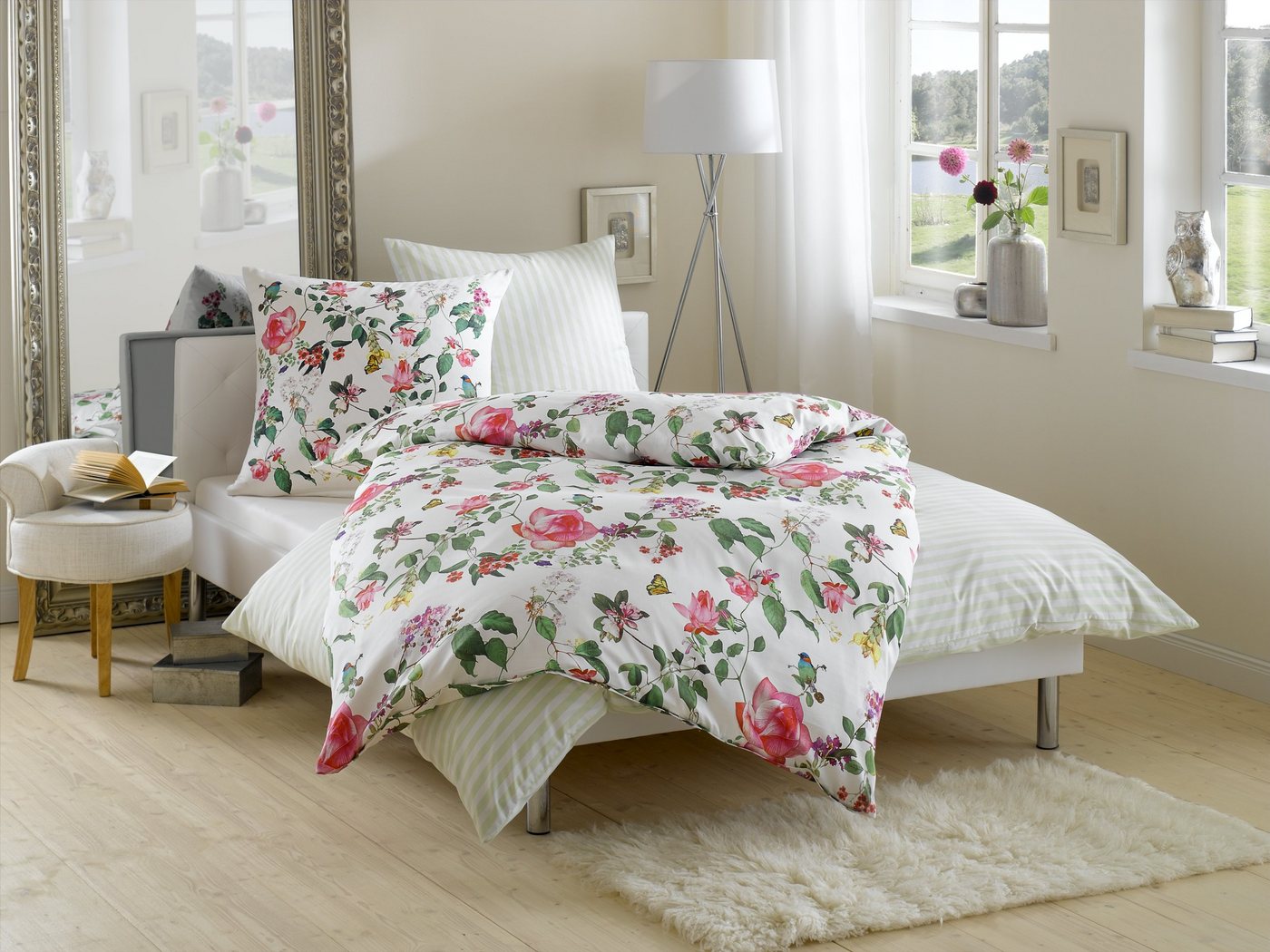 BETTWAESCHE-MIT-STIL Bettwäsche Mako Satin Blumen Bettwäsche Vögel + Schmetterlinge, Mako-Satin, 2 teilig von BETTWAESCHE-MIT-STIL