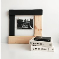 Erholter Holzrahmen. Holzkiste. Bilder Mit Pinzette. Markus Black von BEWOODbcn