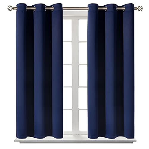 BGment Verdunkelungsvorhänge für Schlafzimmer - Ösen Thermoisolierte Raumverdunkelungsvorhänge für Wohnzimmer, 2er Set Paneele (97 x 137 cm, Marineblau) von BGment