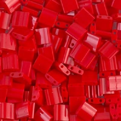 5g Miyuki Tila Perlen undurchsichtig dunkelrot, 5x5 mm (Opaque Dark Red) von BIJOUX COMPONENTS