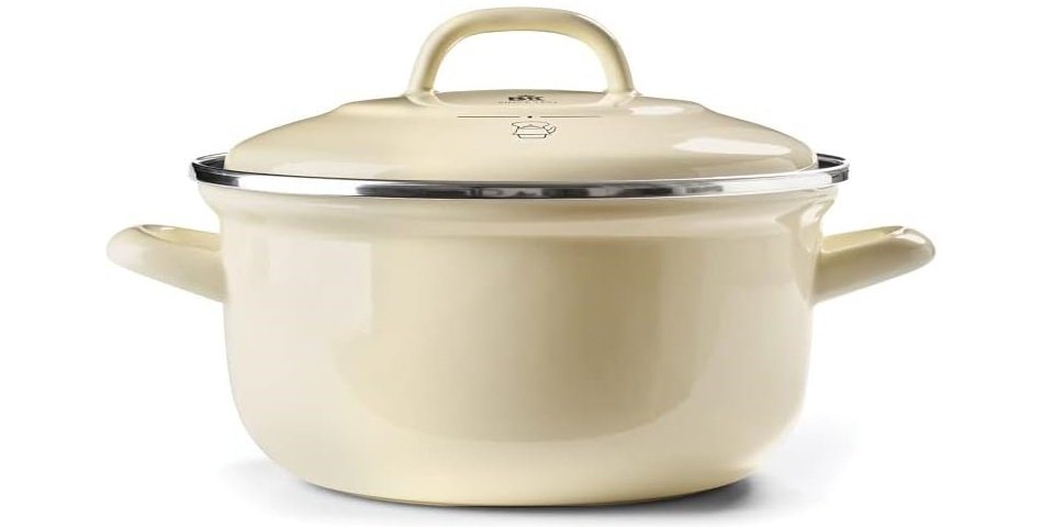 BK Kasserolle mit Deckel Indigo Topf 22 cm 3,3L Induktion Edelstahl Kochtopf Creme, Stahl-Emaille, Legierter Stahl (Packung, Dutch Oven Schmortopf runde Deutsche Emaillierte Kasserolle mit Deckel), Induktion, induktionsgeeignet, spülmaschinenfest, PFAS-frei von BK