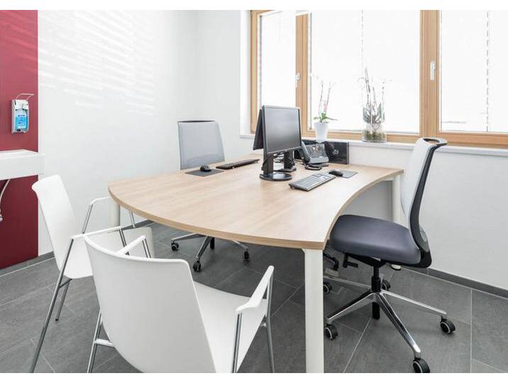 Bürotisch Schreibtisch Pendo Rondo Besucherrundung 1 Auswahl Farbe Größe Optionen von BLA-Büro-Liebt-Ausstattung