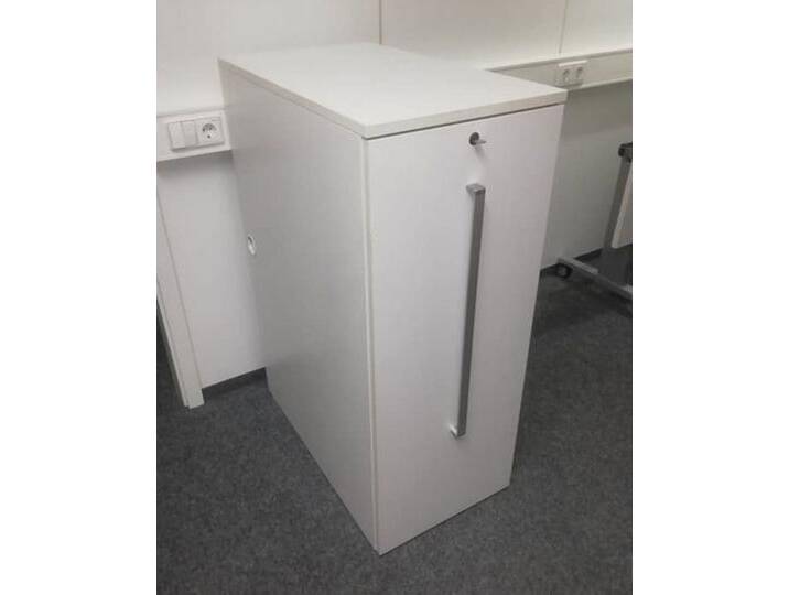 Standcontainer Hoch Werndl Steelcase officegrau H 115 cm gebraucht Top Vor-Ort-Artikel Standcontainer Hoch Werndl Steelcase officegrau H 115 cm gebraucht Top Vor-Ort-Artikel von BLA-Büro-Liebt-Ausstattung