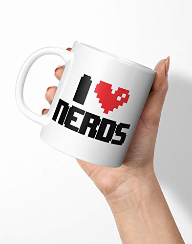 BLAK TEE I Love Nerds Pixel Heart Slogan Porcelain Coffee and Tea Mug 330 ml BLAK TEE I Love Nerds Pixel Heart Slogan Porcelain Coffee and Tea Mug 330 ml von BLAK TEE