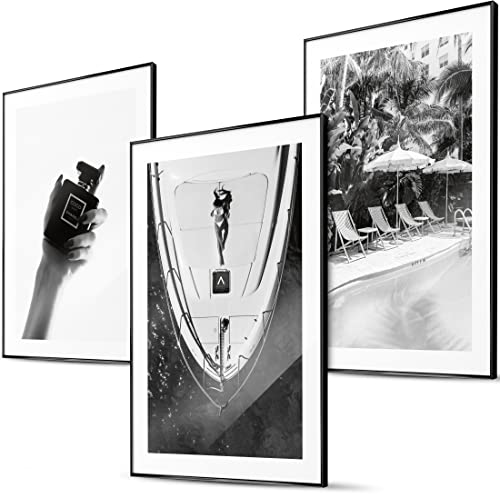 BLCKART Luxury Vibes Große Wandbilder Wohnzimmer - 3x 50x70cm - Fashion Poster Set Coco Groß Monochrome Schwarz Weiß Bilder Schlafzimmer Deko XL von BLCKART