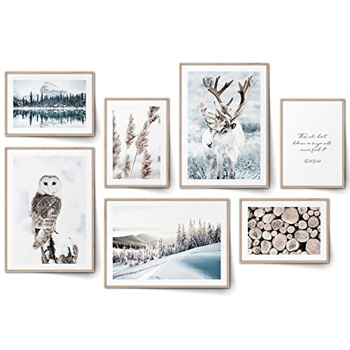 BLCKART Magic Winter Poster Set Beige Blau Schlafzimmer Deko Schnee Bilder Rentier Wanddeko Eule Wohnzimmer Modern BLCKART Magic Winter Poster Set Beige Blau Schlafzimmer Deko Schnee Bilder Rentier Wanddeko Eule Wohnzimmer Modern von BLCKART