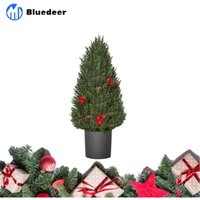 Weihnachtsbaum-50 cm Zypressen-Christbaum mit 7 roten Beeren und 6 Tannenzapfen Kunsttanne PVC PE grün für festliche Dekoration von BLUEDEER