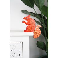 Handbemalte Eichhörnchen-Türdekoration Aus Holz Herbstdekor von BLUETOUCANUK