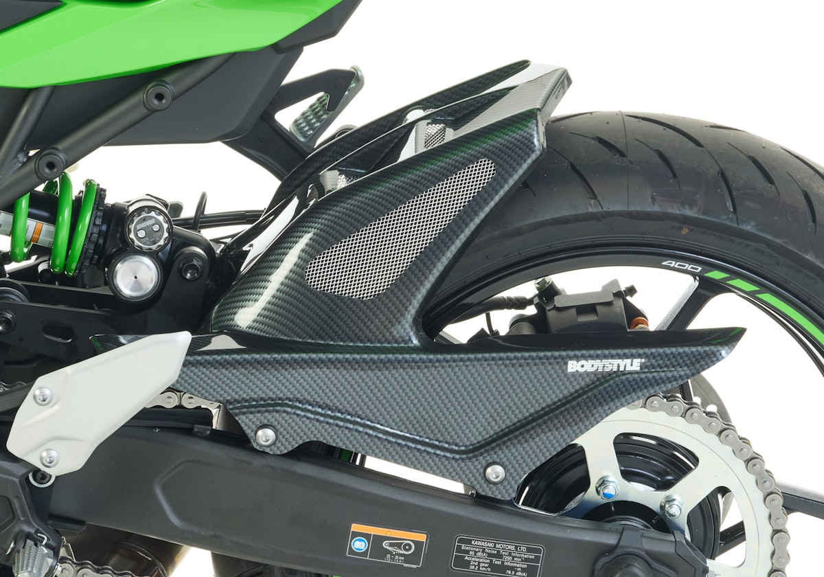 BODYSTYLE Hinterradabdeckung Raceline Für KAWASAKI ZX-4R / SE / RR ZX400P BODYSTYLE Hinterradabdeckung Raceline Für KAWASAKI ZX-4R / SE / RR ZX400P von BODYSTYLE