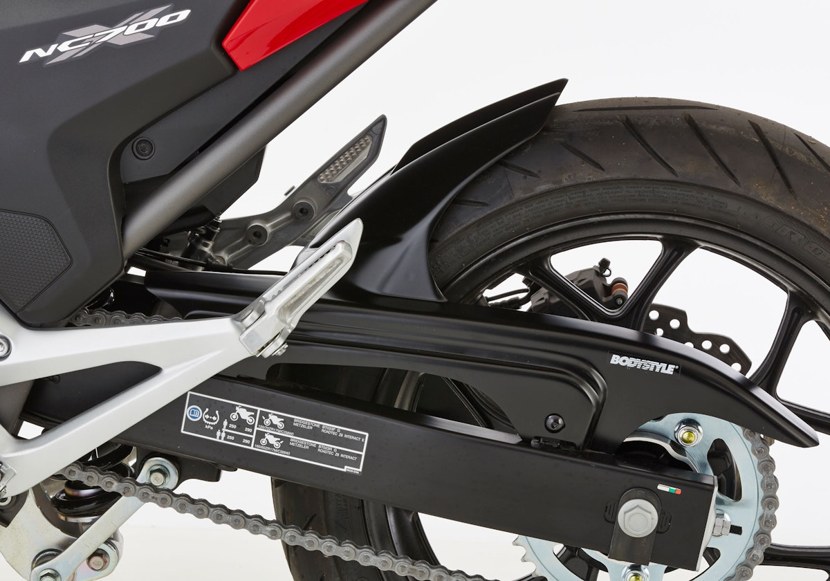 BODYSTYLE Hinterradabdeckung Sportsline Black Für HONDA Integra 700 RC62 BODYSTYLE Hinterradabdeckung Sportsline Black Für HONDA Integra 700 RC62 von BODYSTYLE