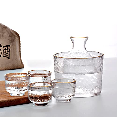 Bollaer Sake-Topf-Set, japanische Cold Sake-Gläser, klares, einzigartiges trendiges Design, 1 Sake-Karaffe, 1 Sake-Tank und 4 Saki-Becher für kalte/warme oder heiße Sake von BOLLAER