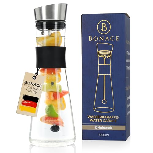 BONACE Glaskaraffe mit Deckel und abnehmbaren Fruchtspieß | Hitzebeständig | BPA FREE | 1 Liter | Wasserkaraffe mit Filter und Kippverschluss | Ideal für Infused Water, Eistee oder Limonade von BONACE