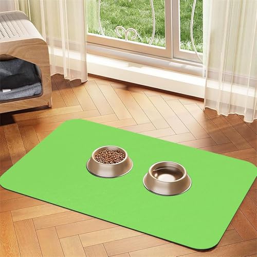 Solid Green Pet Feeding Mat for Dogs & Cats - Easy Clean & Portable Dog Bowl Mat, Quick Dry Water Dispenser Mat for Dog and Cat (30x45, Black) von BOXILTD