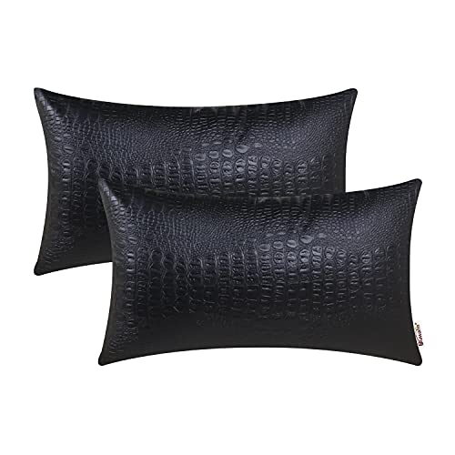 Brawarm Packung mit 2 gemütlichen Kissenbezügen Hüllen für Couch Sofa Home Decoration Massiv gefärbtes Krokodil Kunstleder auf beiden Seiten 30cm x 50cm Schwarz von BRAWARM
