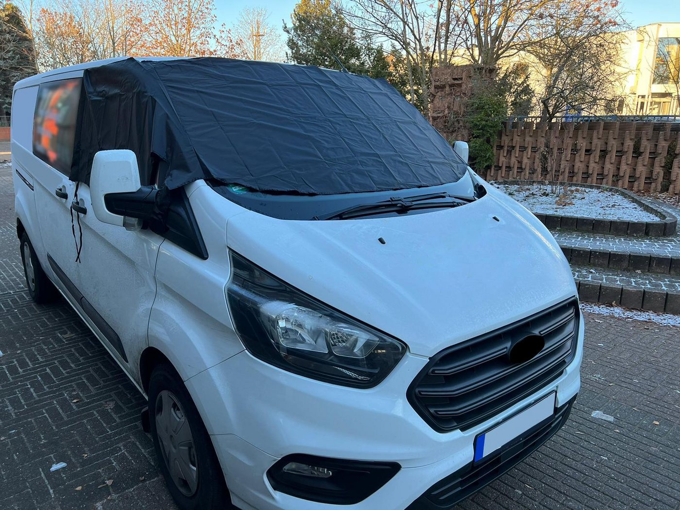 BREMER SITZBEZÜGE Frontscheibenabdeckung DISCAM für Ford Transit Tourneo Custom Nugget Bj ab 2012, (Set, 1-St., Trennvorhang Abtrennungsgardine), in Schwarz von BREMER SITZBEZÜGE