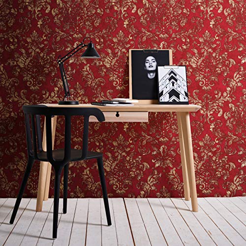 Barock Tapete in Rot und Gold | Vintage Tapete mit elegantem Ornament | Neobarock Vliestapete ideal für Schlafzimmer und Bars von BRICOFLOR