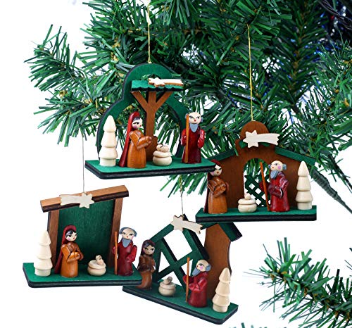 BRUBAKER 4-teiliges Set Bethlehem Krippen Holzanhänger - Baumschmuck Maria und Josef mit Jesus - Weihnachtsanhänger Christbaumschmuck aus Holz - Handbemalte Weihnachtsdeko von BRUBAKER