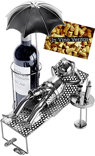 BRUBAKER Flaschenhalter Urlauber Metall Skulptur mit Geschenkkarte von BRUBAKER