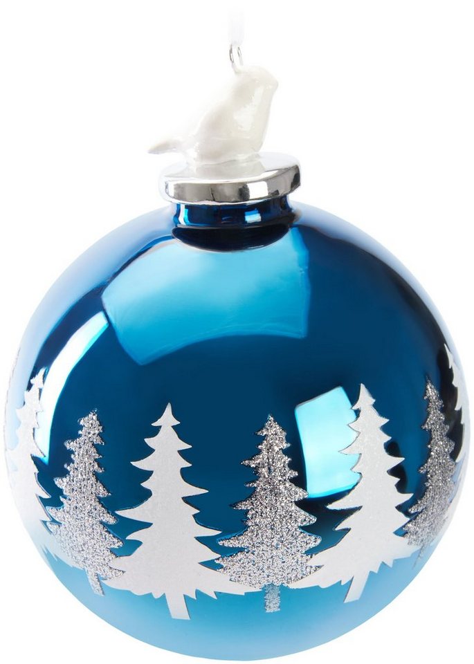 BRUBAKER Weihnachtsbaumkugel Premium Weihnachtskugel Blau mit weißen Tannenbäumen und Vogel Figur (1 St), 10 cm Baumkugel aus Glas - Weihnachtsbaumkugel Schneebedeckter Wald von BRUBAKER