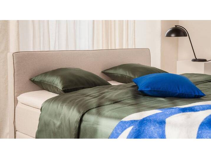 BRUNO Boxspringbett Premium 200x200cm in Beige Matratzen-Härtegrad: Links H3 / Rechts H2 mehrfach ausgezeichnet in Design & Qualität von BRUNO