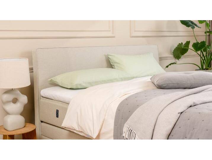 BRUNO Boxspringbett Premium mit Bettkasten 180x200cm in Beige Matratzen-Härtegrad: Links H3 / Rechts H2 extra viel Stauraum & individuell konfigurierbar von BRUNO