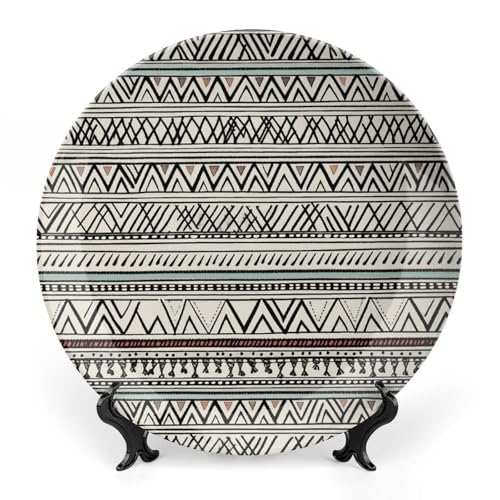 BSCKKDMN Boho-Dreieck-Streifen, Knochenporzellan, dekorative Teller, Keramik-Dekoteller mit Präsentationsständer, handgefertigte Keramik-Ornament, Wandkunst, Dekor für Zuhause, Küche, Schlafzimmer BSCKKDMN Boho-Dreieck-Streifen, Knochenporzellan, dekorative Teller, Keramik-Dekoteller mit Präsentationsständer, handgefertigte Keramik-Ornament, Wandkunst, Dekor für Zuhause, Küche, Schlafzimmer von BSCKKDMN